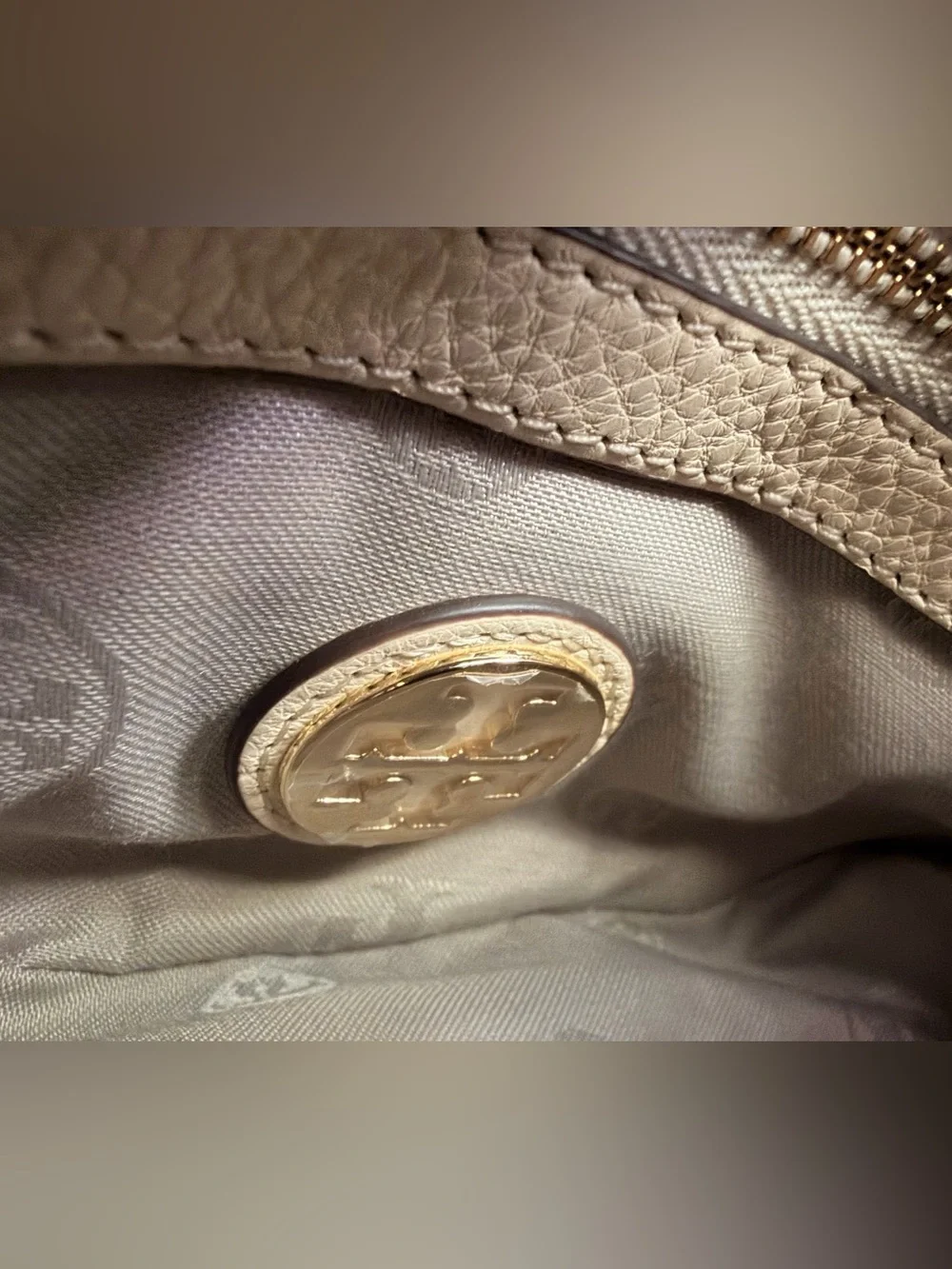 Tory Burch authentic tory